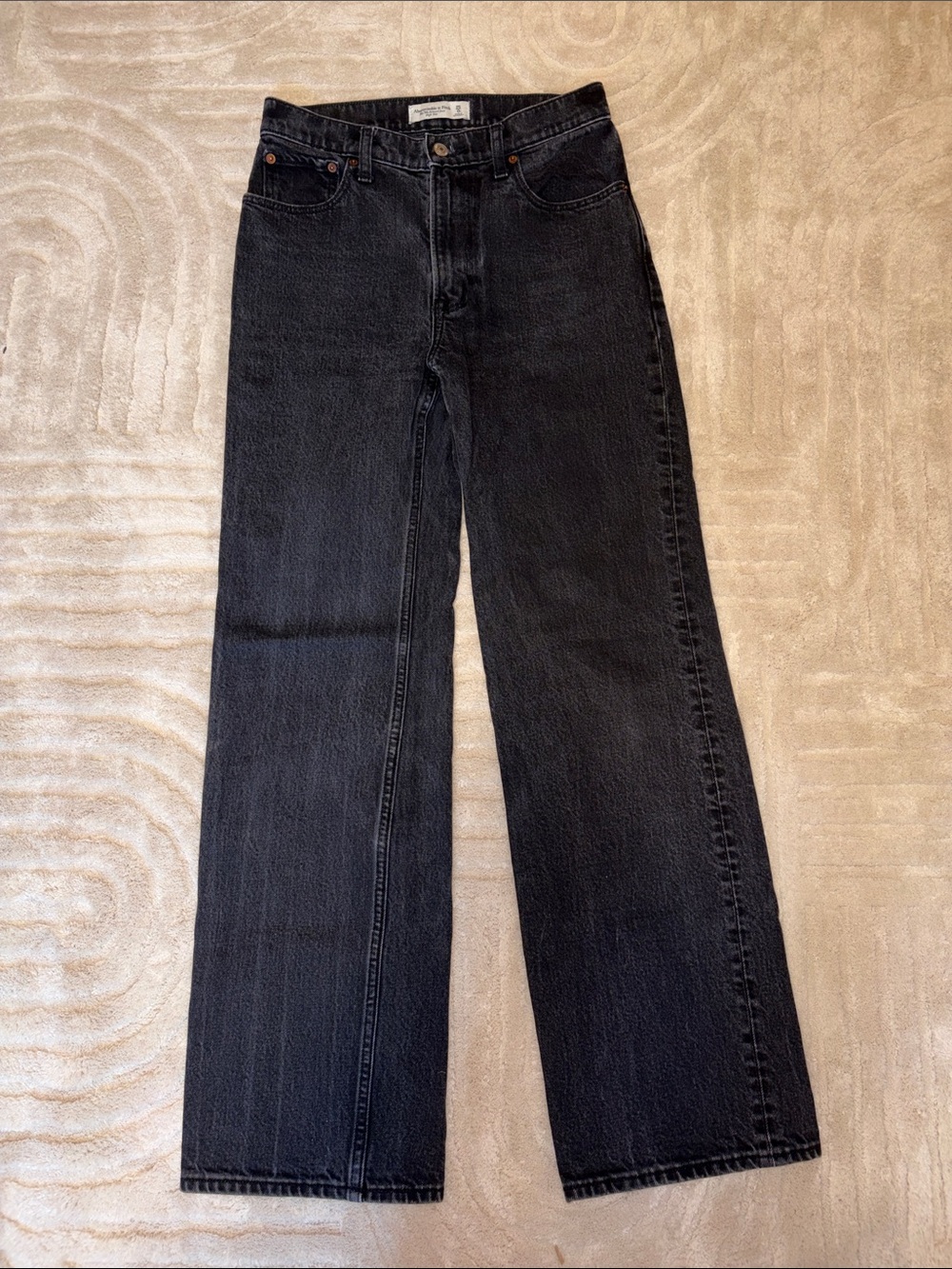 Abercrombie 90s Relaxed Jean High Rise